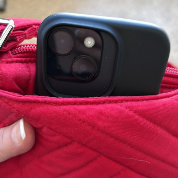 Vera Bradley red quilted shoulder bag - EUC - Picture 8 of 8